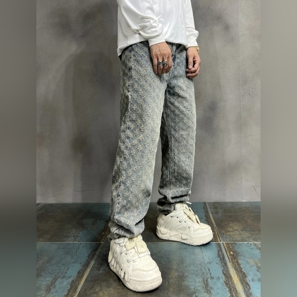 Textured Jacquard Jeans - Picture 3 of 5